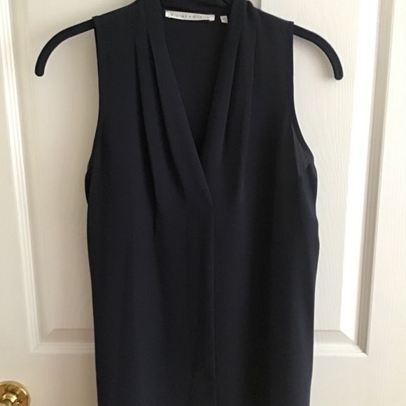 Navy sleeveless top - Picture 1 of 3